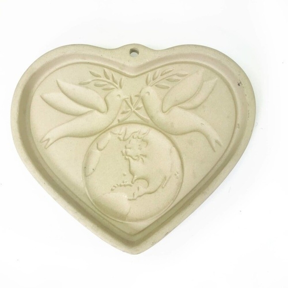 Cookie Mold The Pampered Chef PEACE ON EARTH HEART Cookie Press 2004 Stoneware